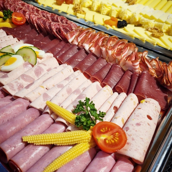 Brunch Fleischplatte und Käseplatte